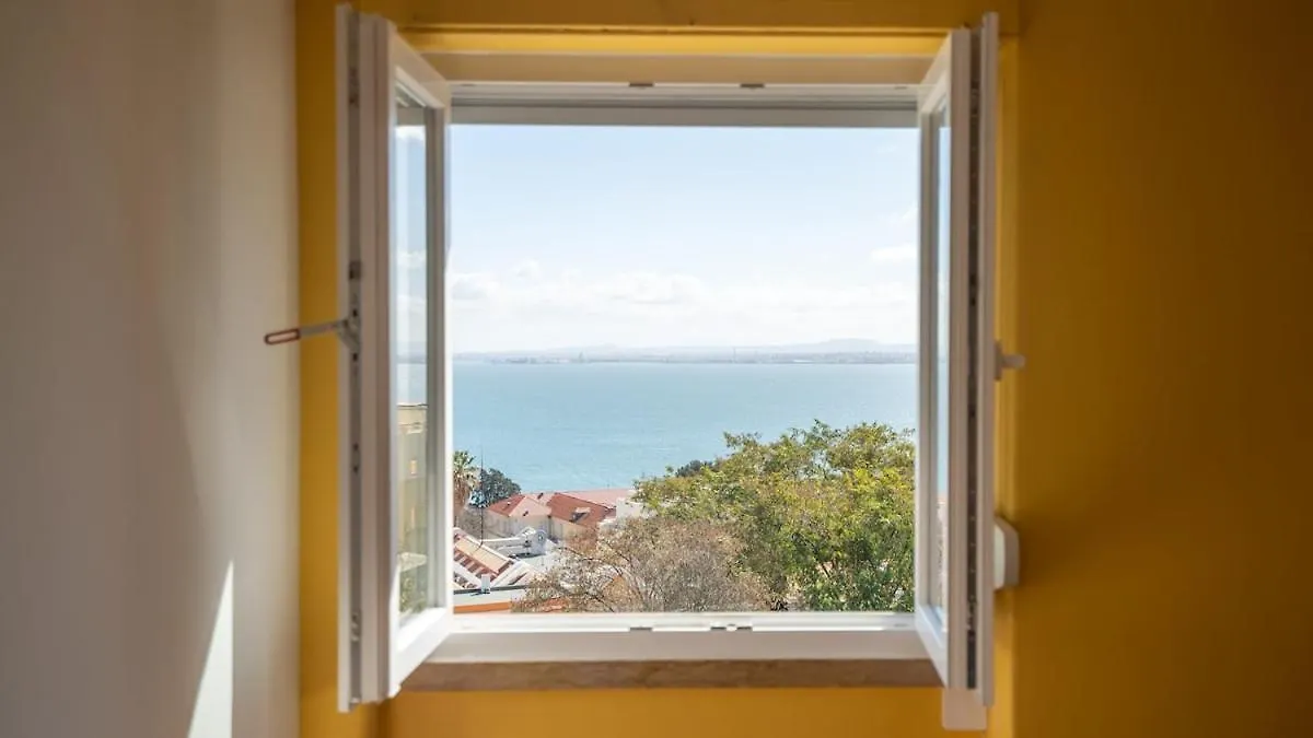 Graca Apartment River View Lisbon